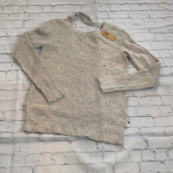 American Eagle Outfitters sweater size XS NWT - Picture 1 of 13